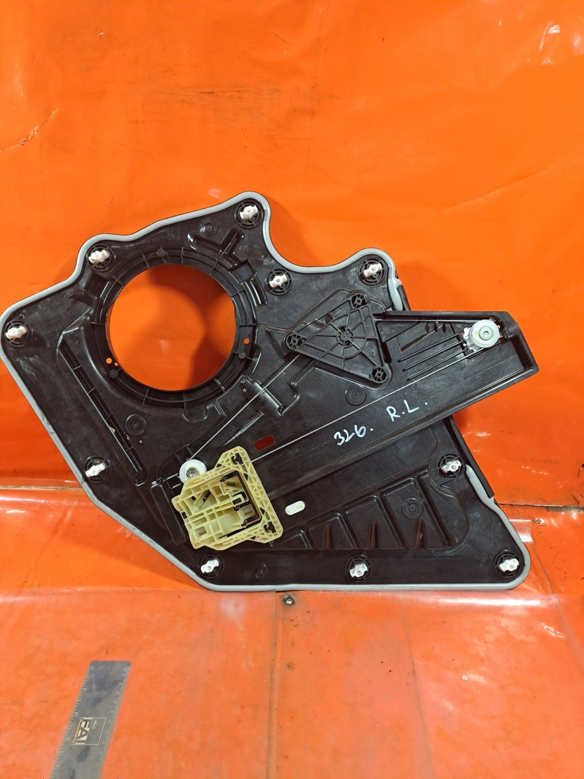 ✅FORD KUGA ST-LINE 2.5 PETROL 2025 REAR LEFT DOOR WINDOW REGULATOR 0130822091 - Image 1