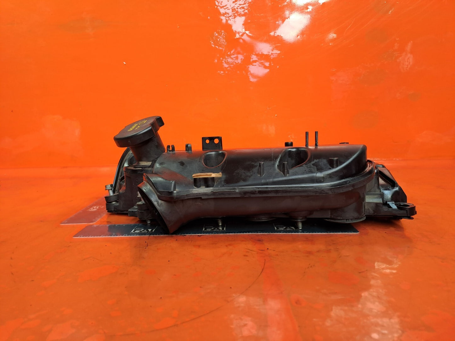 Land Rover Discovery 4 3.0 Diesel 2015 ENGINE ROCKER COVER 9X2Q-9424-FE Warranty - Image 7