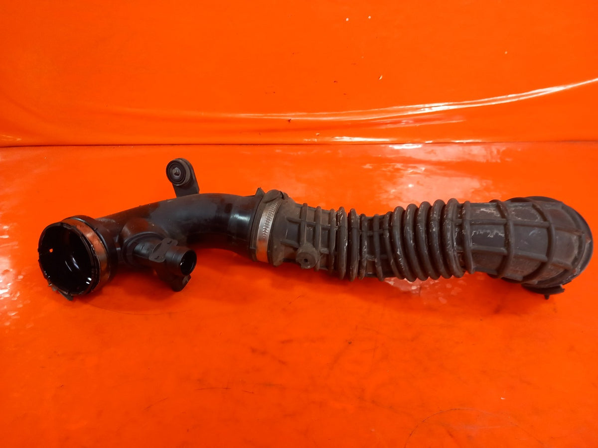 VW Transporter T6.1 T30 2.0 Diesel 2019-2023 Air Intake Pipe 7E0129615 A412 - Image 10