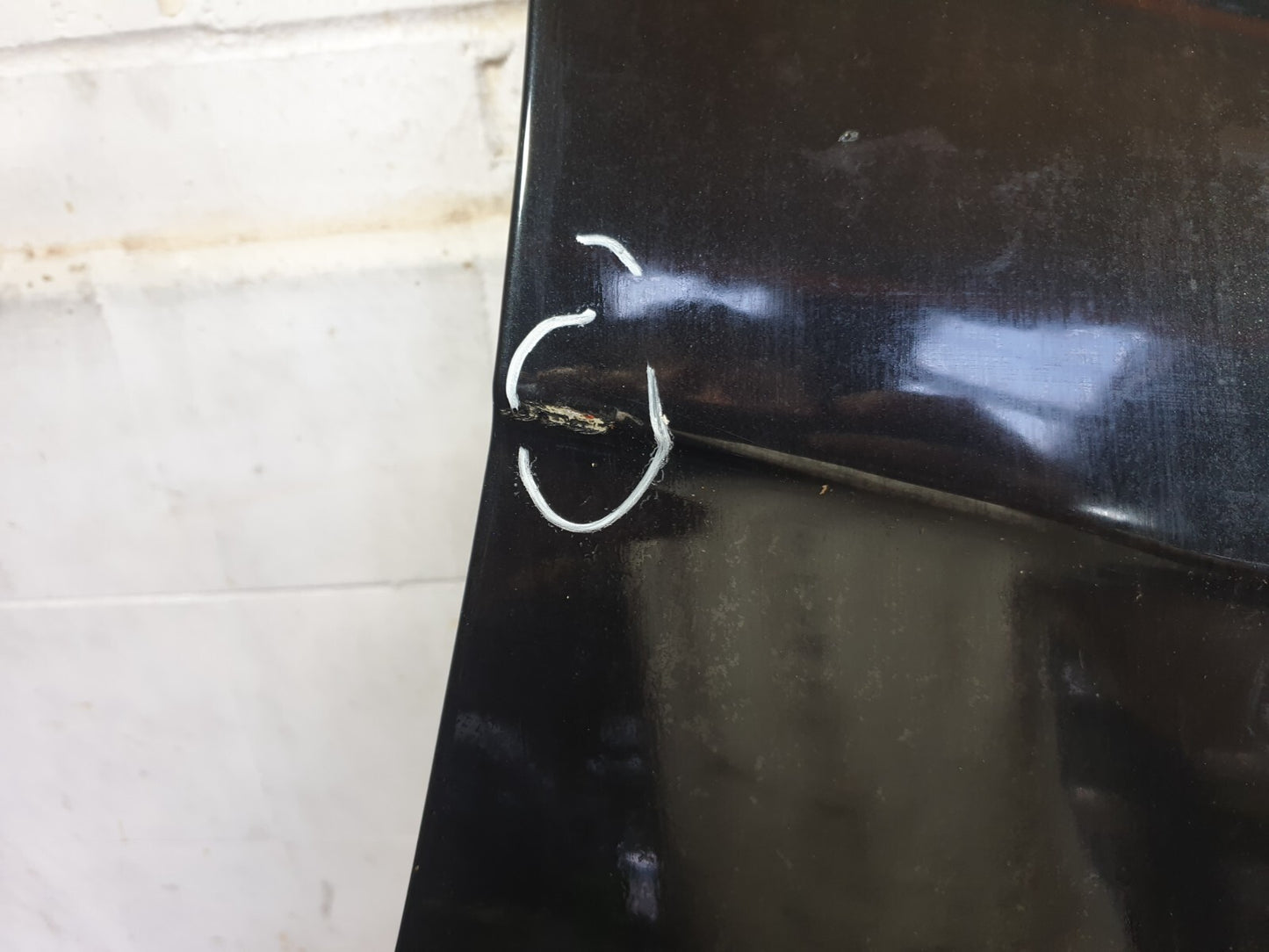 BMW 750Li E66 4.8 PETROL 2006 FRONT RIGHT WING PANEL BLACK Damaged A208 - Image 3