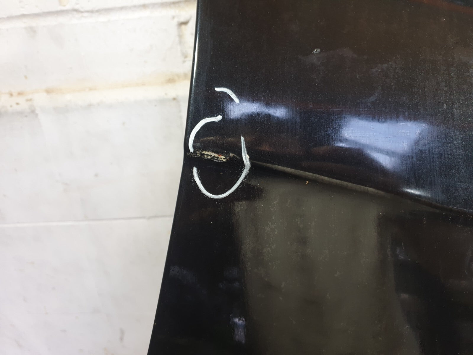 BMW 750Li E66 4.8 PETROL 2006 FRONT RIGHT WING PANEL BLACK Damaged A208 - Image 3