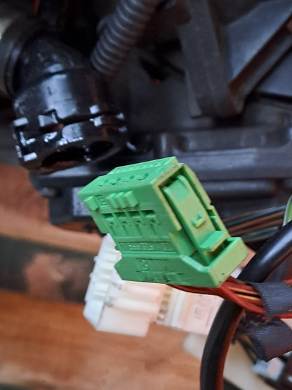 ebay-src:https://i.ebayimg.com/00/s/mtywmfgxmjaw/z/ewiaaeswwkhpld-a/$_57.jpg