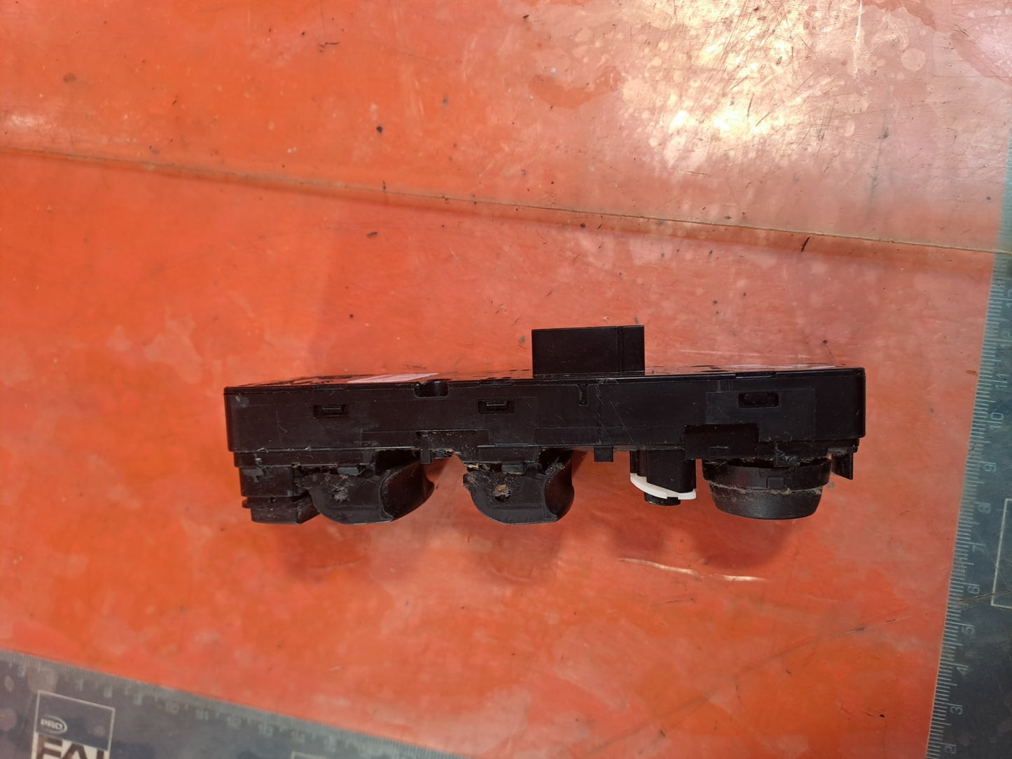 ebay-src:https://i.ebayimg.com/00/s/mtiwmfgxnjaw/z/18oaaesw~gdppo41/$_57.jpg