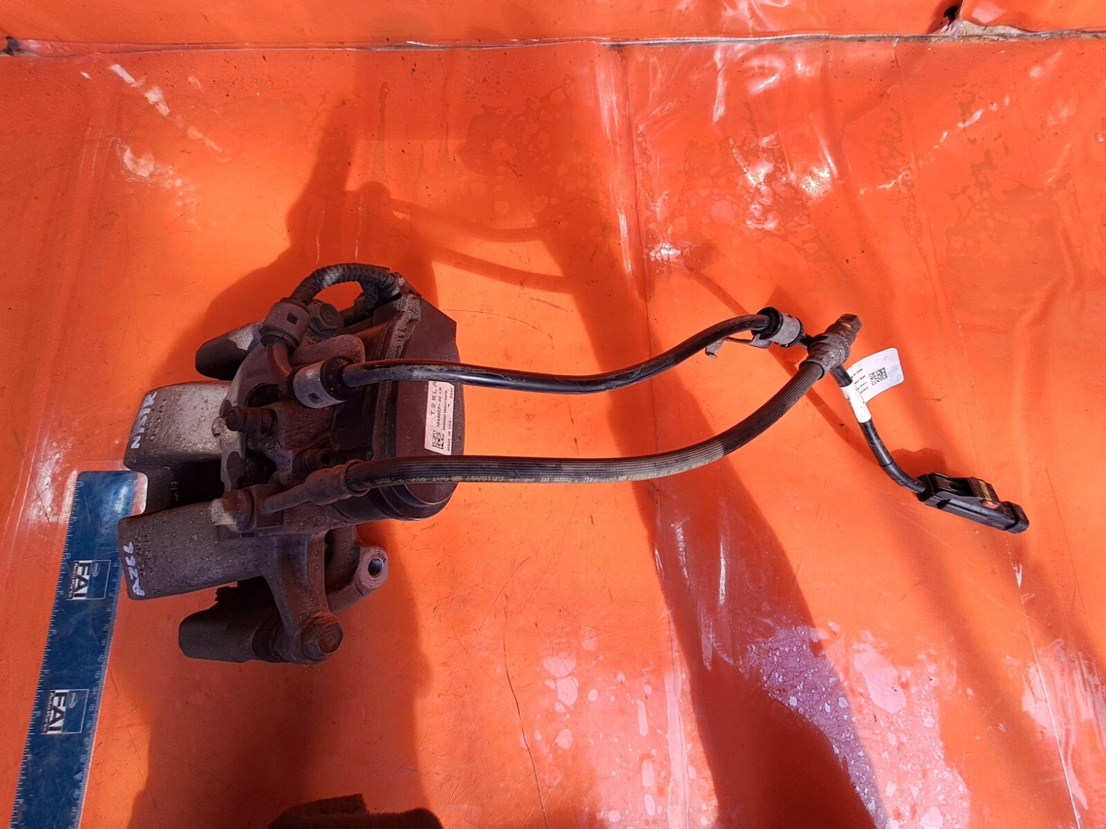 ✅2020 TESLA MODEL 3 REAR LEFT BRAKE CALIPER 1044623-00-H + WARRANTY A266 - Image 5