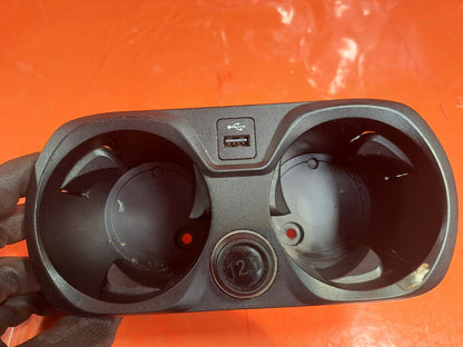 ✅BMW G20 318D M Sport 2.0 Diesel 2021 Centre Console Cup Holder 6806798 83323001 - Image 6