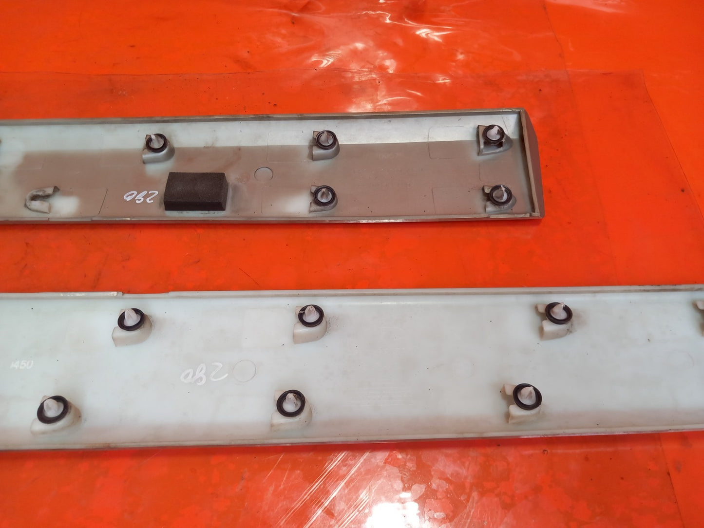 Ford Tourneo Custom 2015 Door Moulding Right Side BK21-V20780-ACW Silver A280 - Image 9