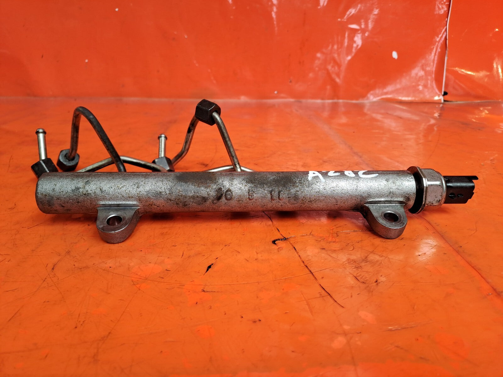 ✅2013 SSANGYONG KORANDO S 2.0D FUEL INJECTOR RAIL A6710700195 + WARRANTY - Image 2