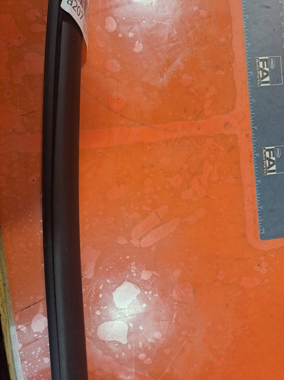 ✅TESLA MODEL 3 LONG 2024 REAR LEFT DOOR RUBBER SEAL 1910985-00-B Warranty A207 - Image 5