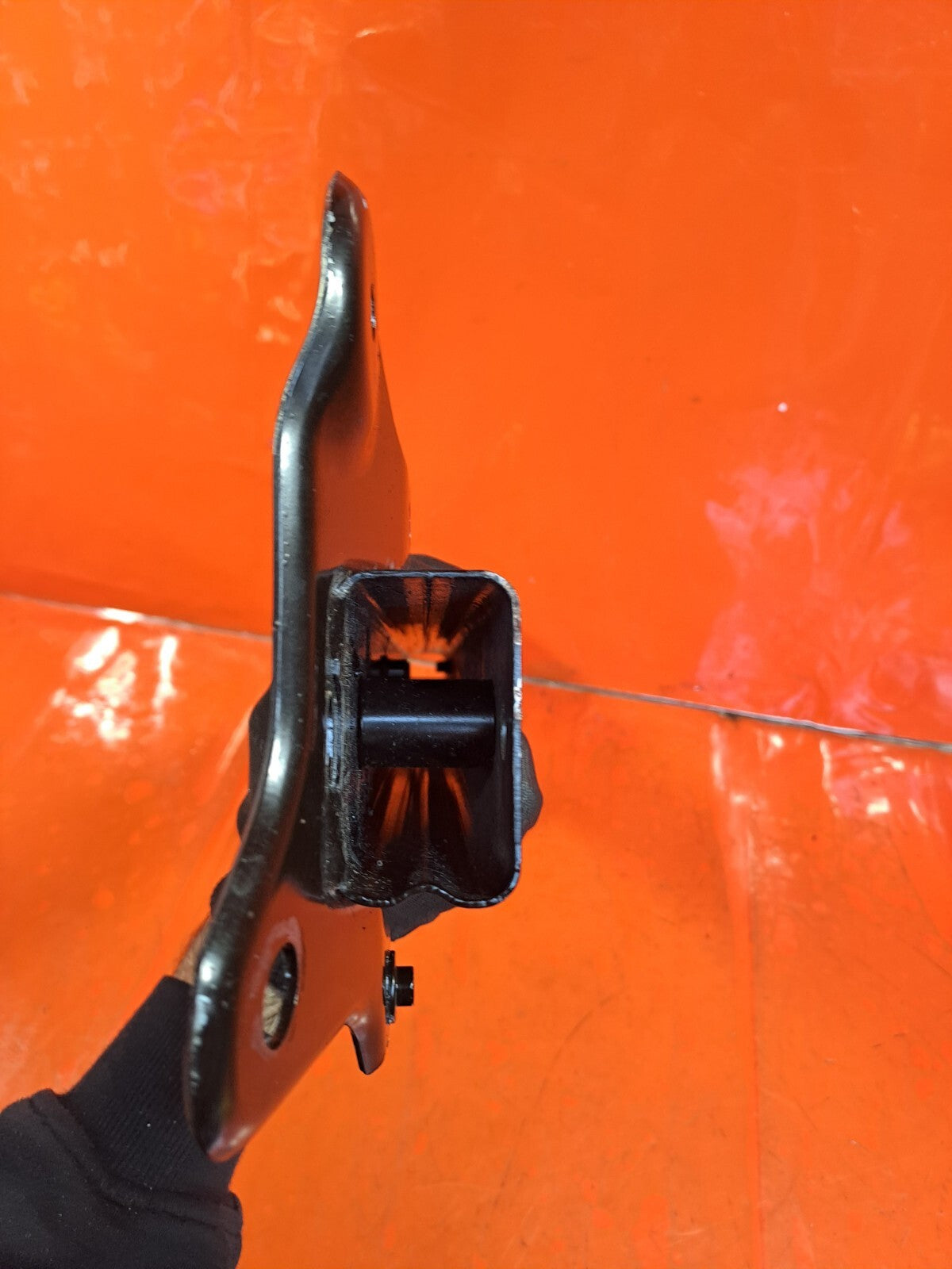 ✅TESLA MODEL 3 LONG RANGE 2020 AIR CON COMPRESSOR BRACKET 1103565-00-A Warranty - Image 12