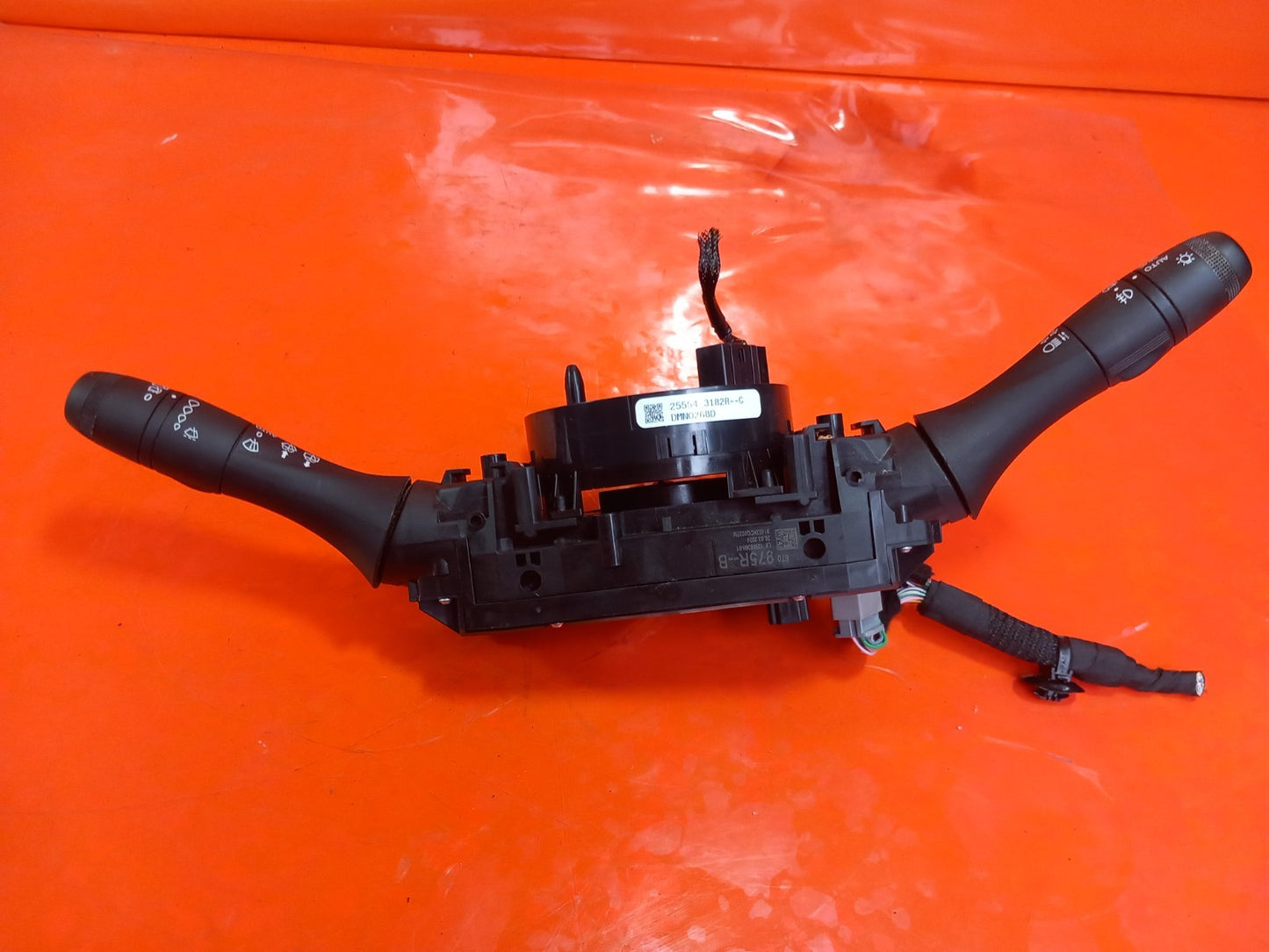 2024 Dacia Jogger Indicator Wiper Stalk Squib 255670975R Warranty A391 - Image 5