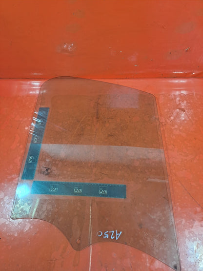 ✅RENAULT TRAFIC MK3 Sl27 1.6 DIESEL 2015 FRONT RIGHT DOOR WINDOW GLASS 43R000464 - Image 2