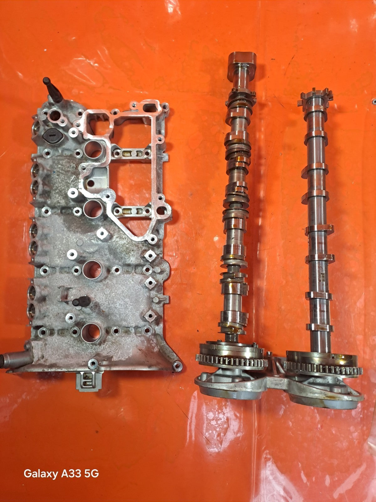 ✅CUPRA FORMENTOR 2.0 PETROL 2023 ROCKER COVER WITH CAMSHAFTS 06L103475B Warranty - Image 1