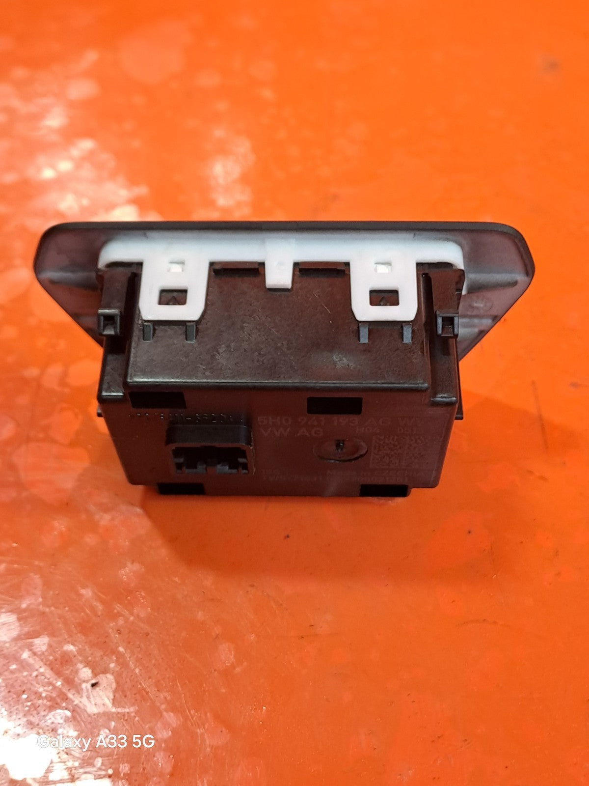 ebay-src:https://i.ebayimg.com/00/s/mtywmfgxmjaw/z/xpgaaeswjwlpb-bg/$_57.jpg