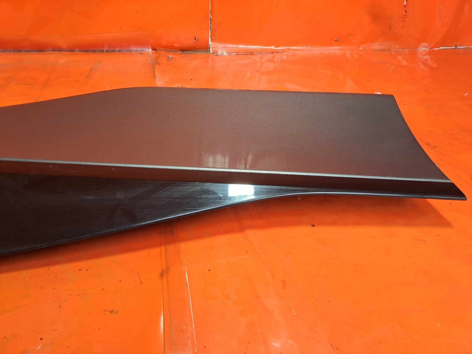 ✅2020 Jaguar I-Pace X590 Rear Right Door Lower Molding J9D3-274A48-A A375 - Image 4