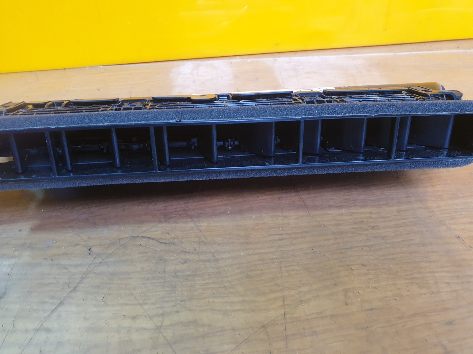 ✅2022 TESLA MODEL Y DASHBOARD AIR VENT RIGHT 1111595-00-B + WARRANTY A172 - Image 6