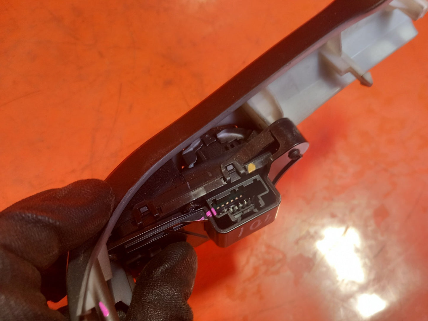 ebay-src:https://i.ebayimg.com/00/s/mtiwmfgxnjaw/z/wleaaesws9dqlbkg/$_57.jpg