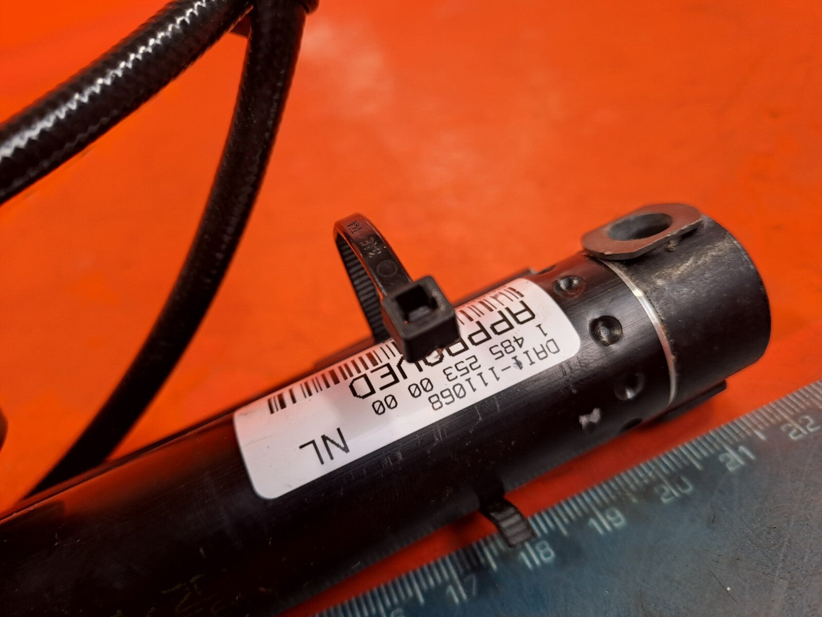✅AUDI A5 S LINE CABRIO 2.0 PETROL 2009 LEFT NEARSIDE ROOF HYDRAULIC CYLINDER - Image 9