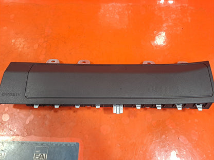 ✅MERCEDES W176 A180 1.6 PETROL 2012 DRIVER SIDE KNEE ARBAG A17686004029 A213 - Image 2