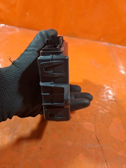 ebay-src:https://i.ebayimg.com/00/s/mtywmfgxmjaw/z/cmcaaoswmjvoblhw/$_57.jpg