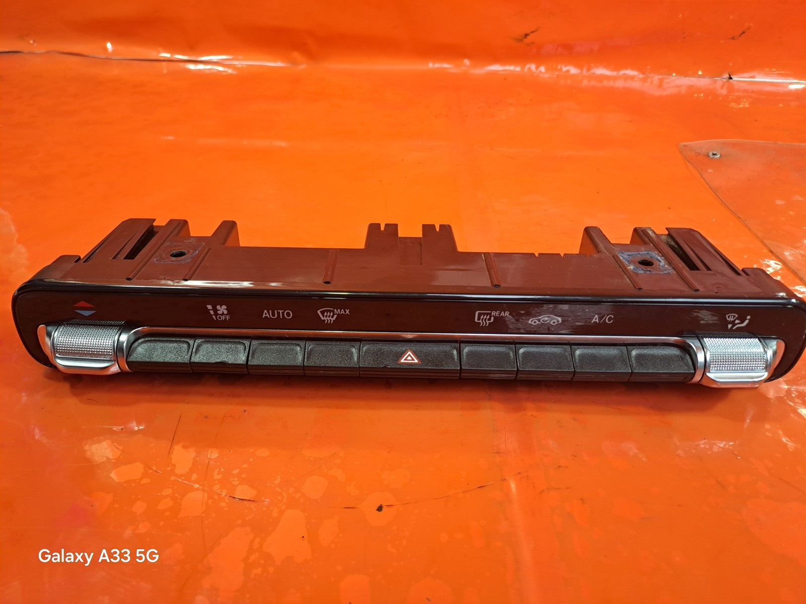 ✅MERCEDES A180 SPORT 1.3 PETROL 2025 A/C HEATER CLIMATE CONTROL PANEL Warranty - Image 1