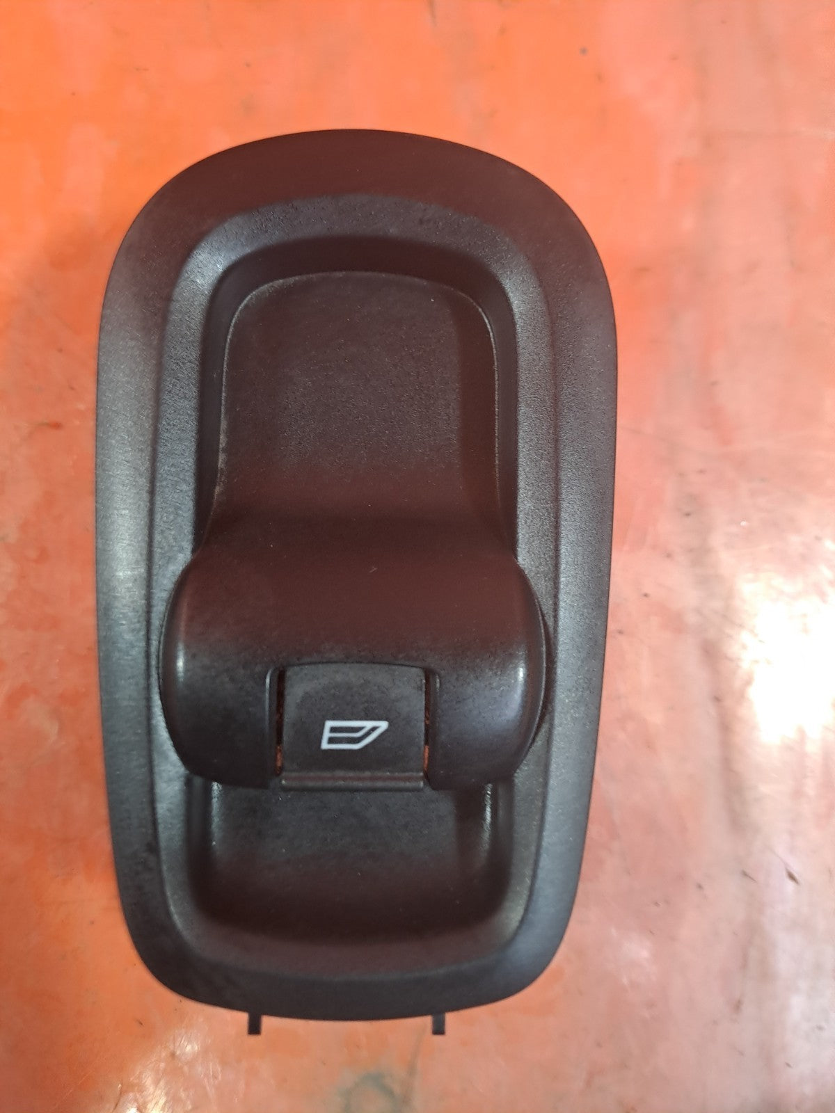 ebay-src:https://i.ebayimg.com/00/s/mtywmfgxmjaw/z/yj8aaeswcknpq9gr/$_57.jpg