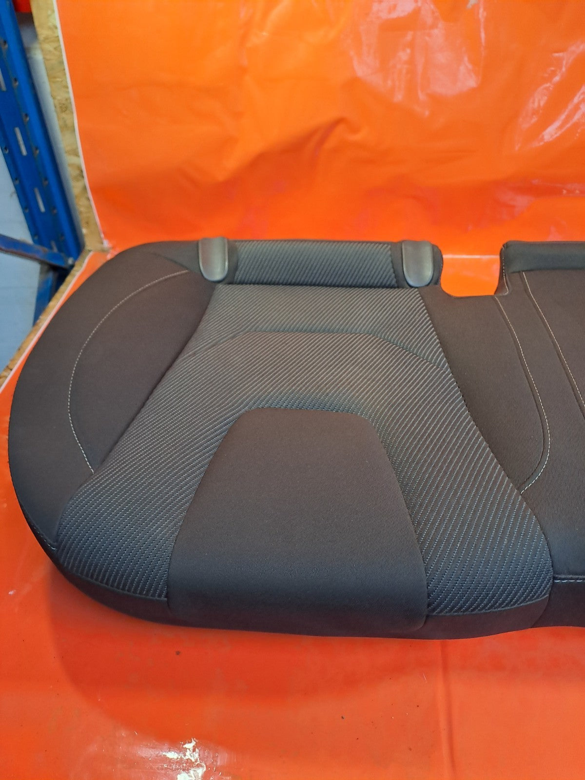 ✅FORD MONDEO TITANIUM 1.5 DIESEL 2016 REAR CLOTH SEAT BASE DS73-F63840-SE A292 - Image 2