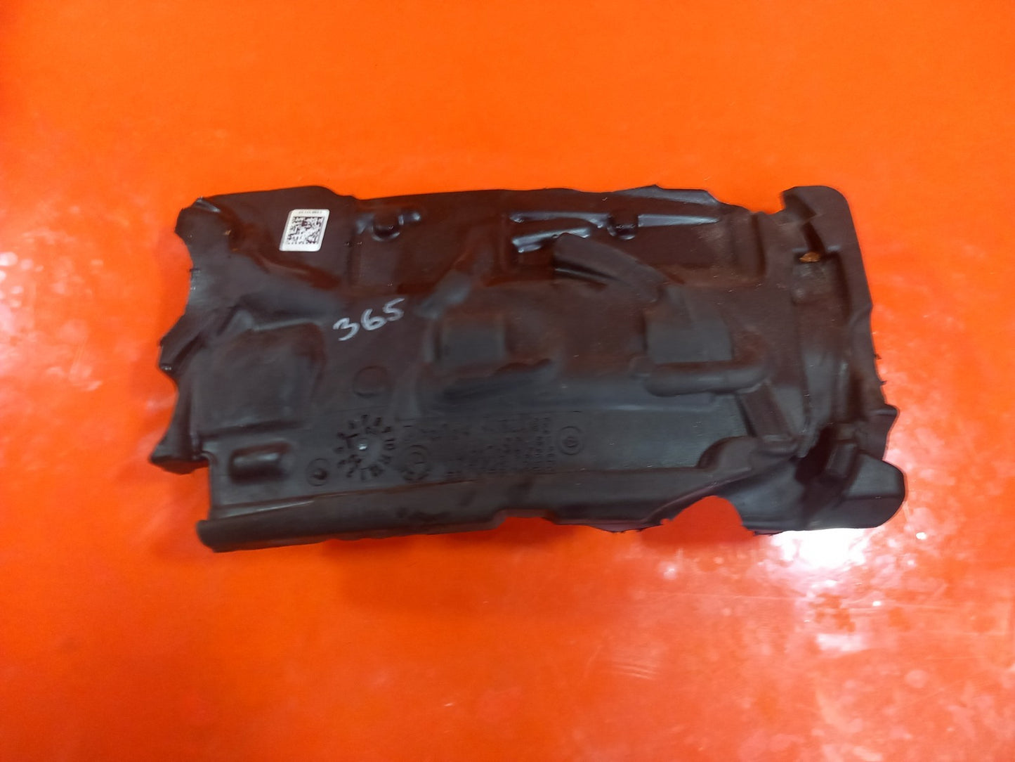 BMW F40 116D 1.5 Diesel 2021 Engine Acoustic Cover Foam 8580371 A365 - Image 2