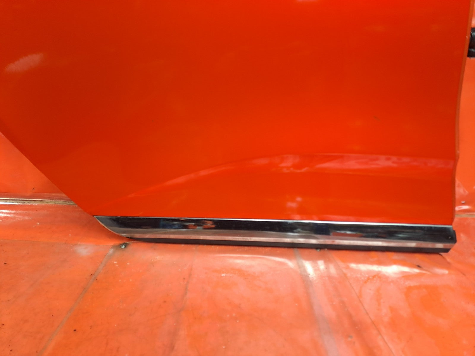 ✅RENAULT CLIO E-TECH 1.6 PETROL 2025 REAR RIGHT DOOR BARE ORANGE Warranty A331 - Image 2