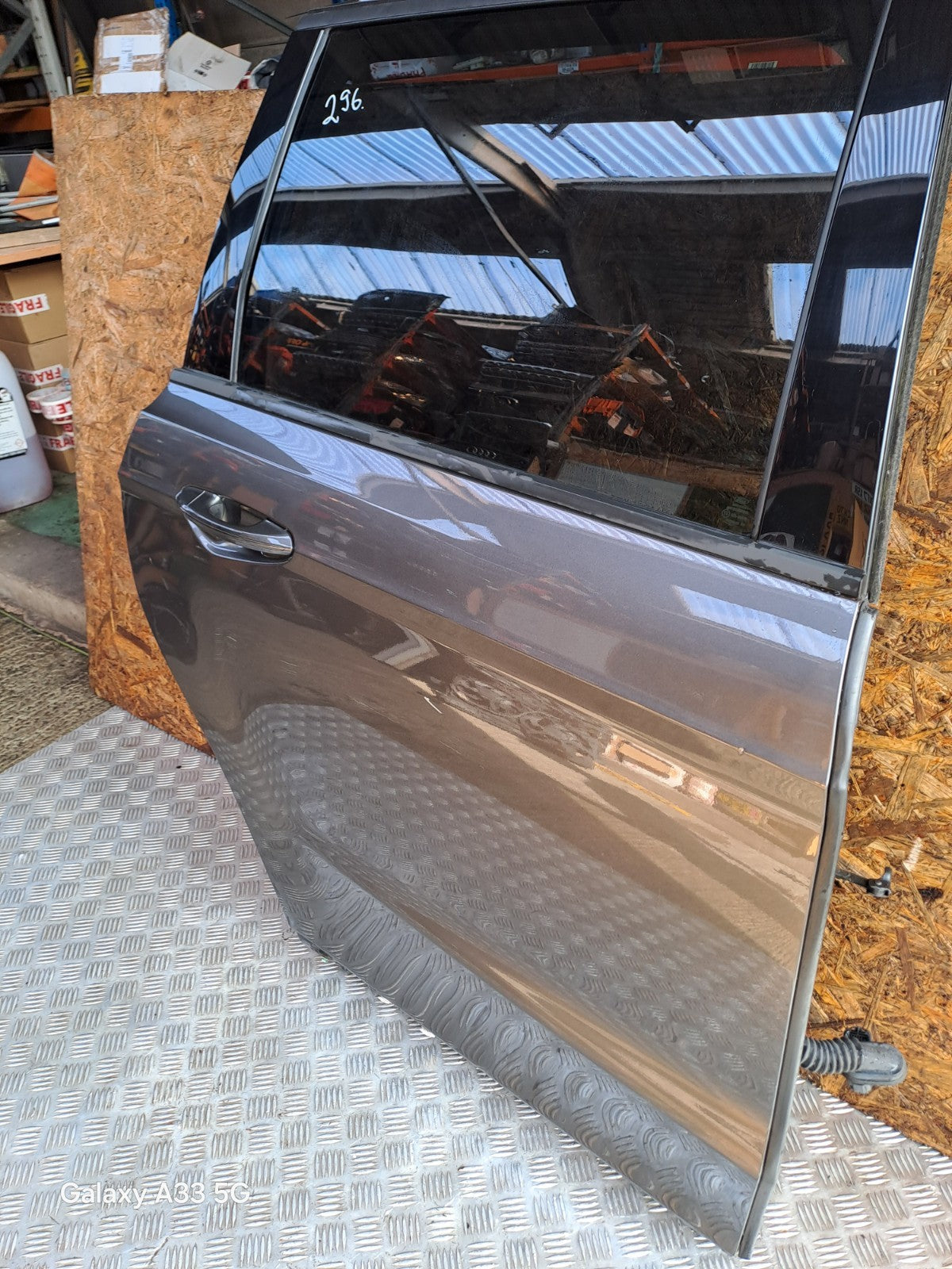 ✅2017 FORD GALAXY ZETEC MK4 REAR RIGHT DOOR GREY + WARRANTY A296 - Image 3