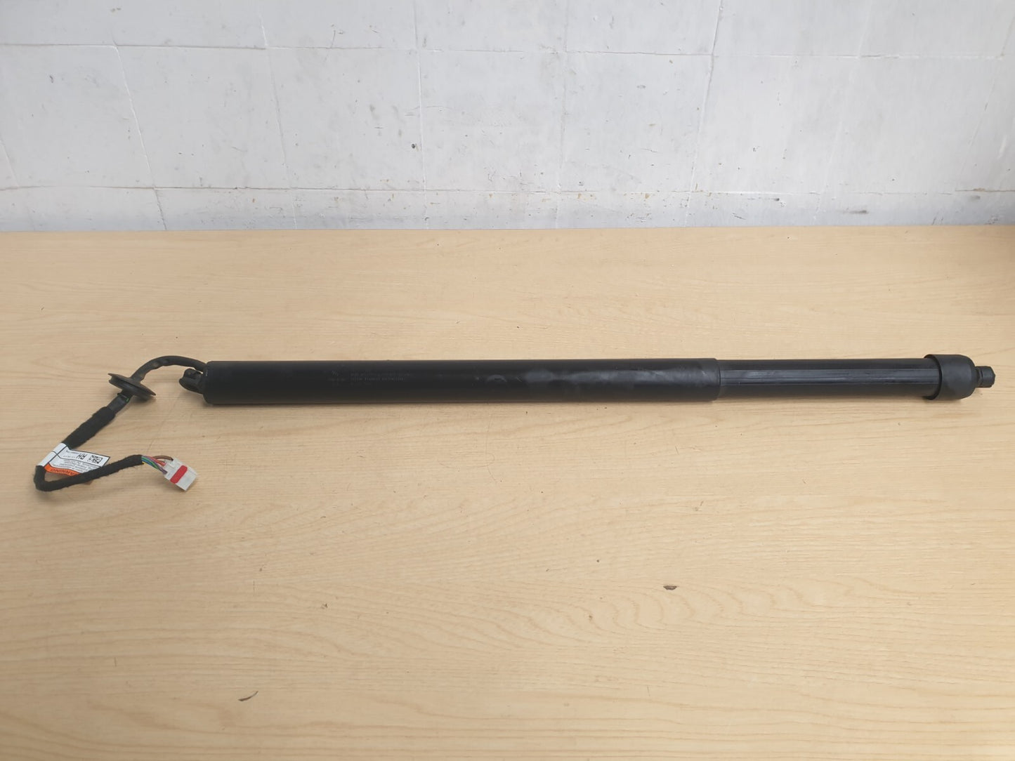 ebay-src:https://i.ebayimg.com/00/s/mtiwmfgxnjaw/z/e3qaaoswiklku-xr/$_57.jpg