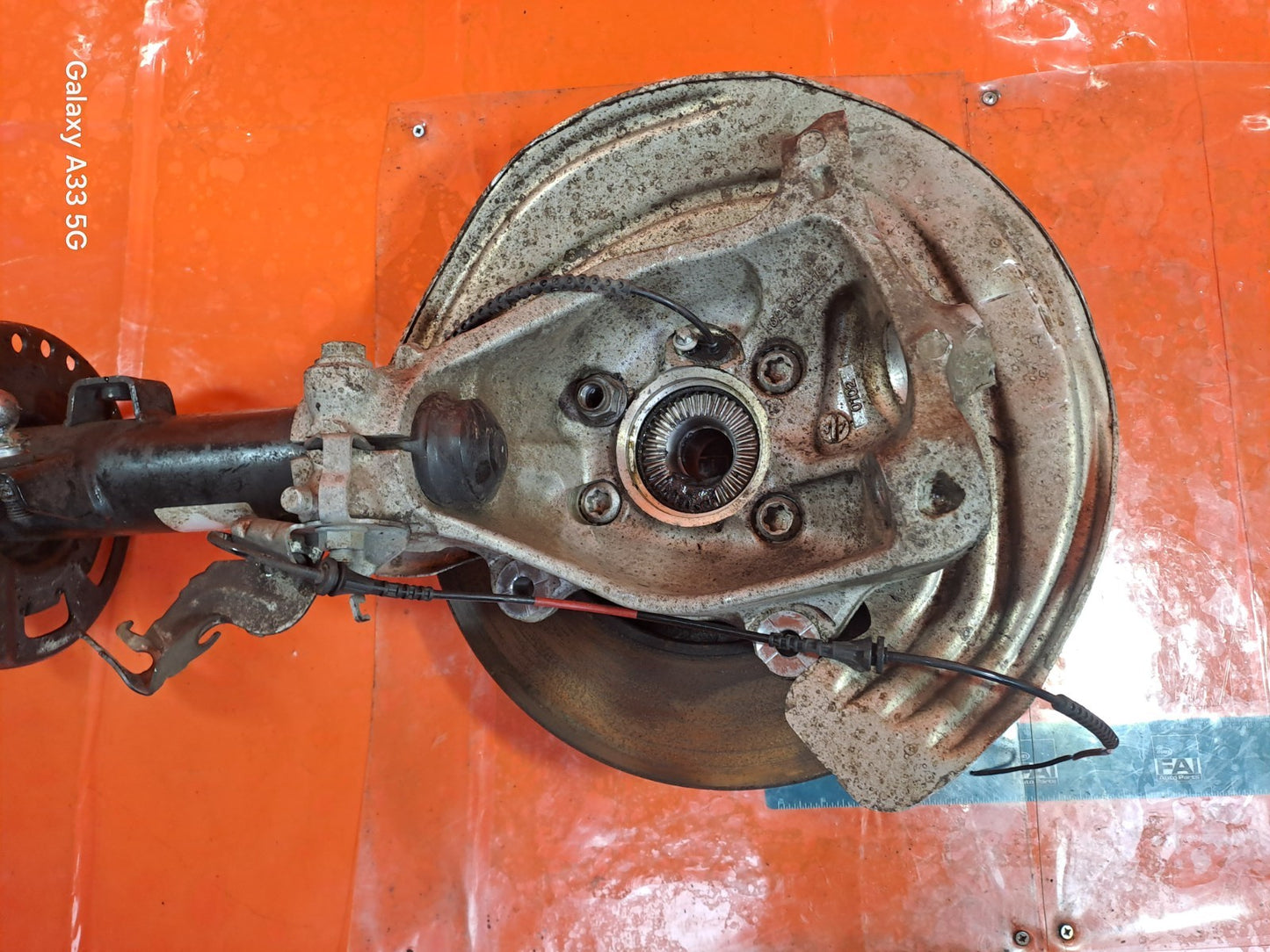 ✅BMW 330E G21 2.0 PETROL 2022 FRONT LEFT SUSPENSION LEG HUB 149415-10 7768940 - Image 4
