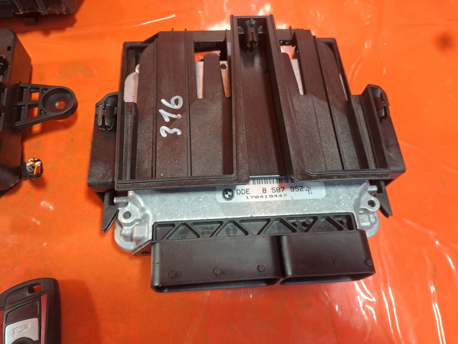 ✅2015 BMW 1 Series Sport F20 Engine ECU Lock Set with Key 8587952 +Warranty A316 - Image 9