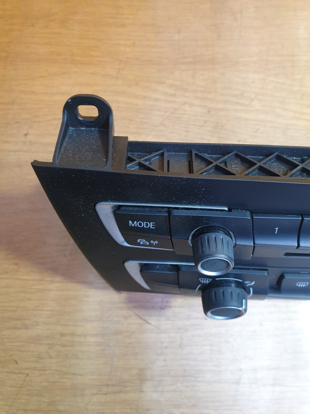 BMW F20 116I SPORT 1.6 PETROL 2012 SAT NAV RADIO CD PLAYER HEAD UNIT DISPLAY - Image 11