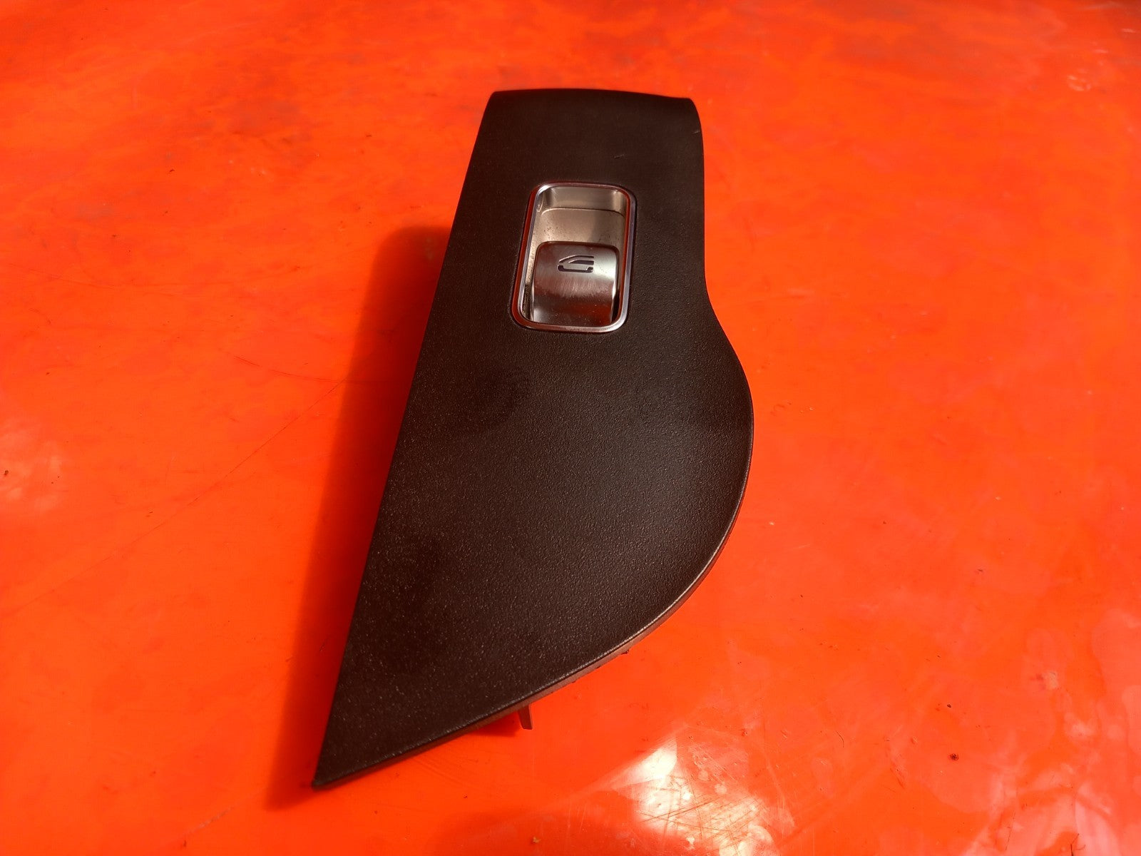 2025 Mercedes GLE W167 AMG Rear Left Door Window Switch A1679054601 A397 - Image 2