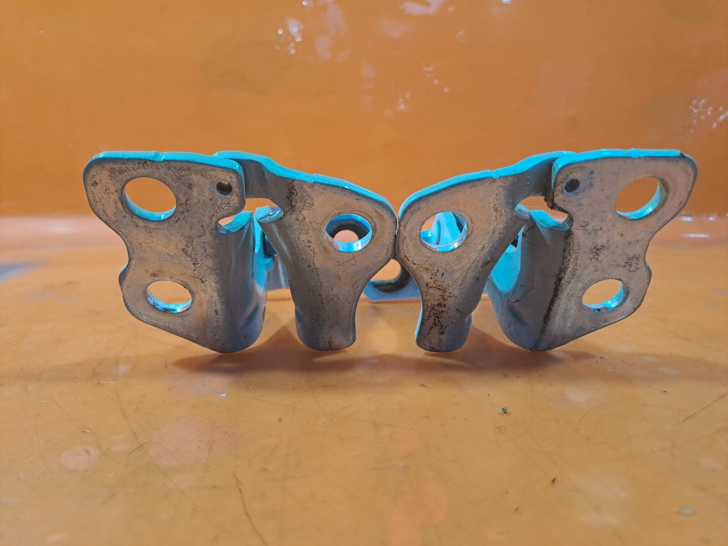 TESLA Model 3 Long 2024 Front Left Top Bottom Door Hinges Warranty A207 - Image 10