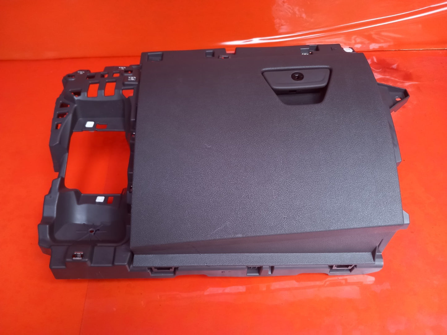 Ford Transit Custom 2.0 Diesel 2021 Glove Box Compartment JK21V06010BH Warranty  - Image 4