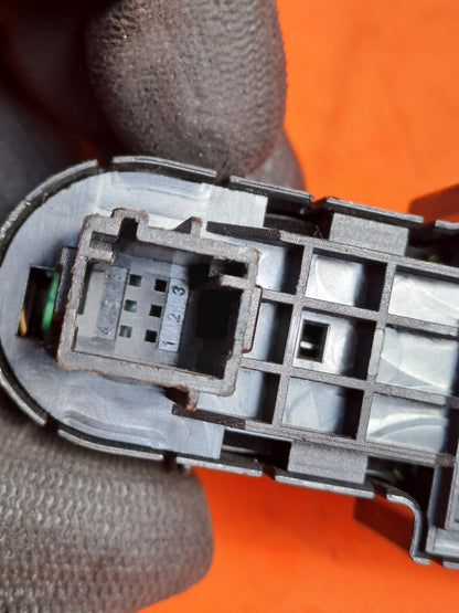 ebay-src:https://i.ebayimg.com/00/s/mtywmfgxmjaw/z/xaiaaoswc~ln-zy2/$_57.jpg