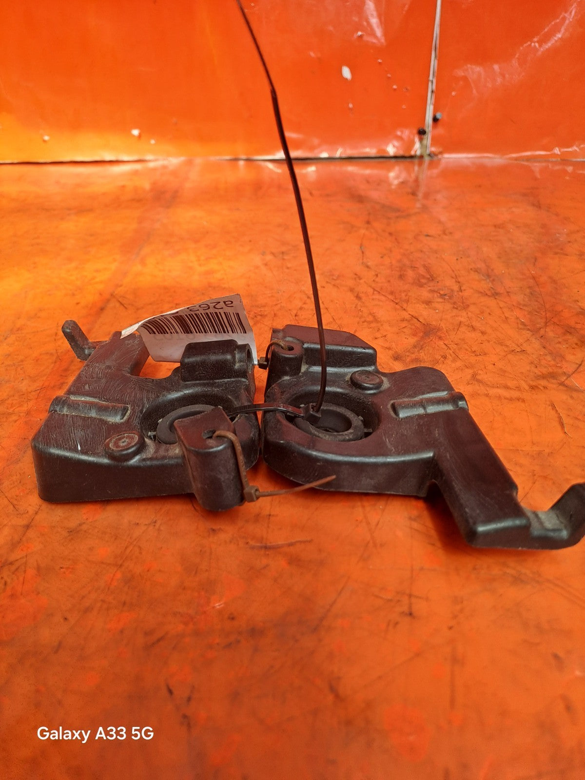 ✅SMART EQ FORFOUR 2020 RADIATOR BRACKET MOUNT SUPPORT PAIR A4535041438 215143071 - Image 2