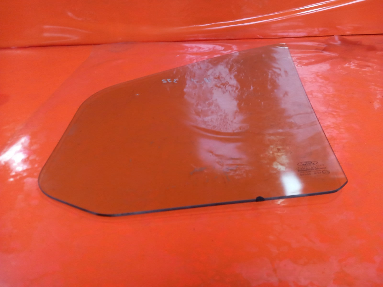 Ford Transit Custom 2.0 Diesel 2021 Front Right Quarter Window Glass BK21V21418A - Image 10