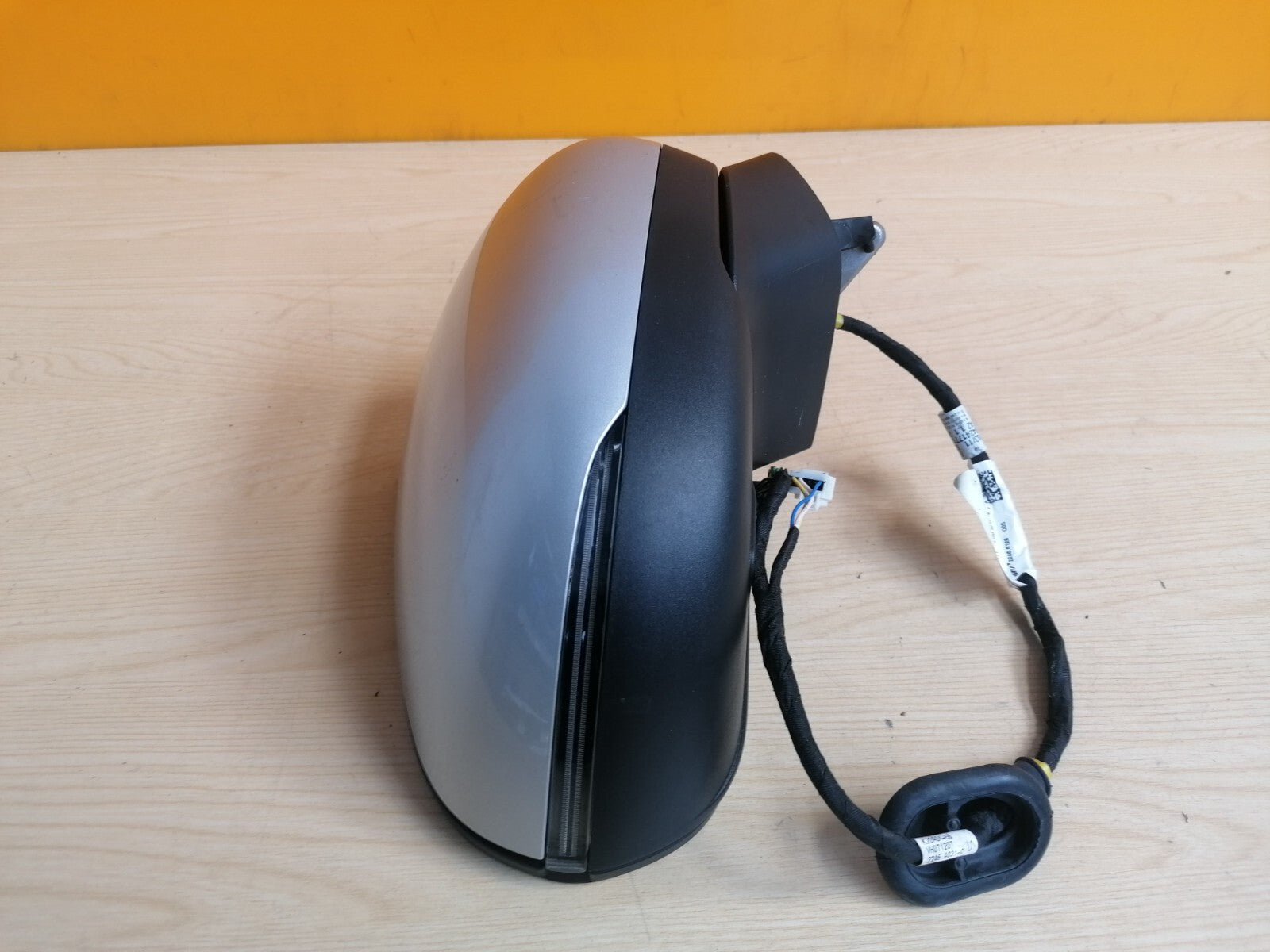 ✅2020 MERCEDES A CLASS W177 FRONT RIGHT WING MIRROR SILVER 775 A1778101200 A050 - Image 6