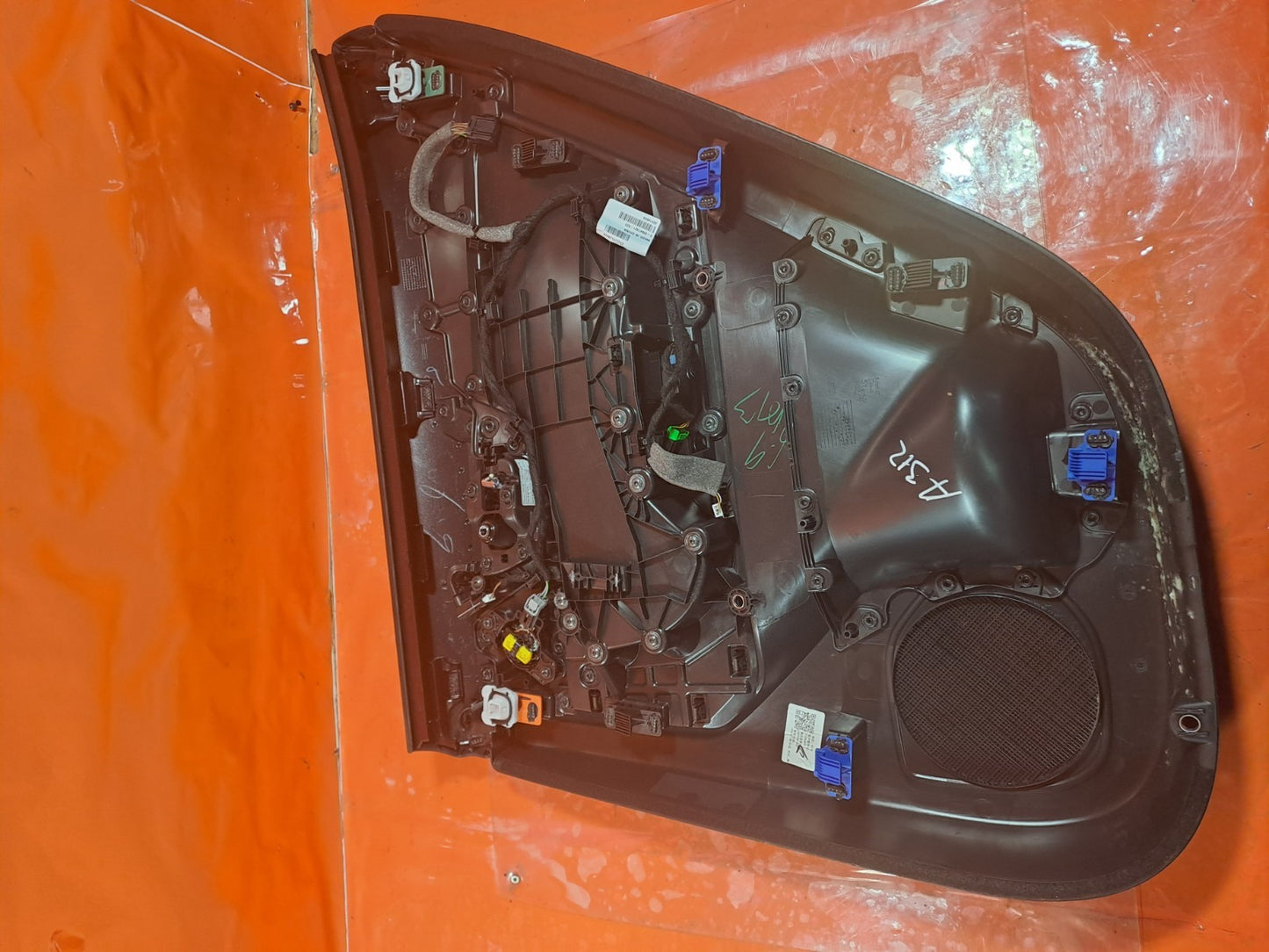 ✅POLESTAR 2 LONG RANGE 2023 REAR LEFT DOOR CARD 31696450 Warranty A312 - Image 9