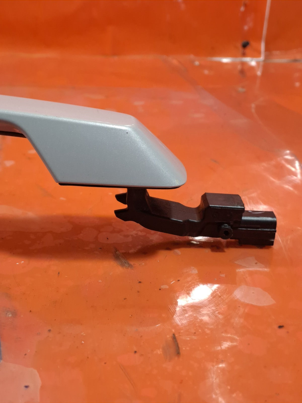 ✅2023 POLESTAR 2 LONG RANGE EXTERIOR DOOR HANDLE FRONT LEFT 102325AB + WARRANTY - Image 5