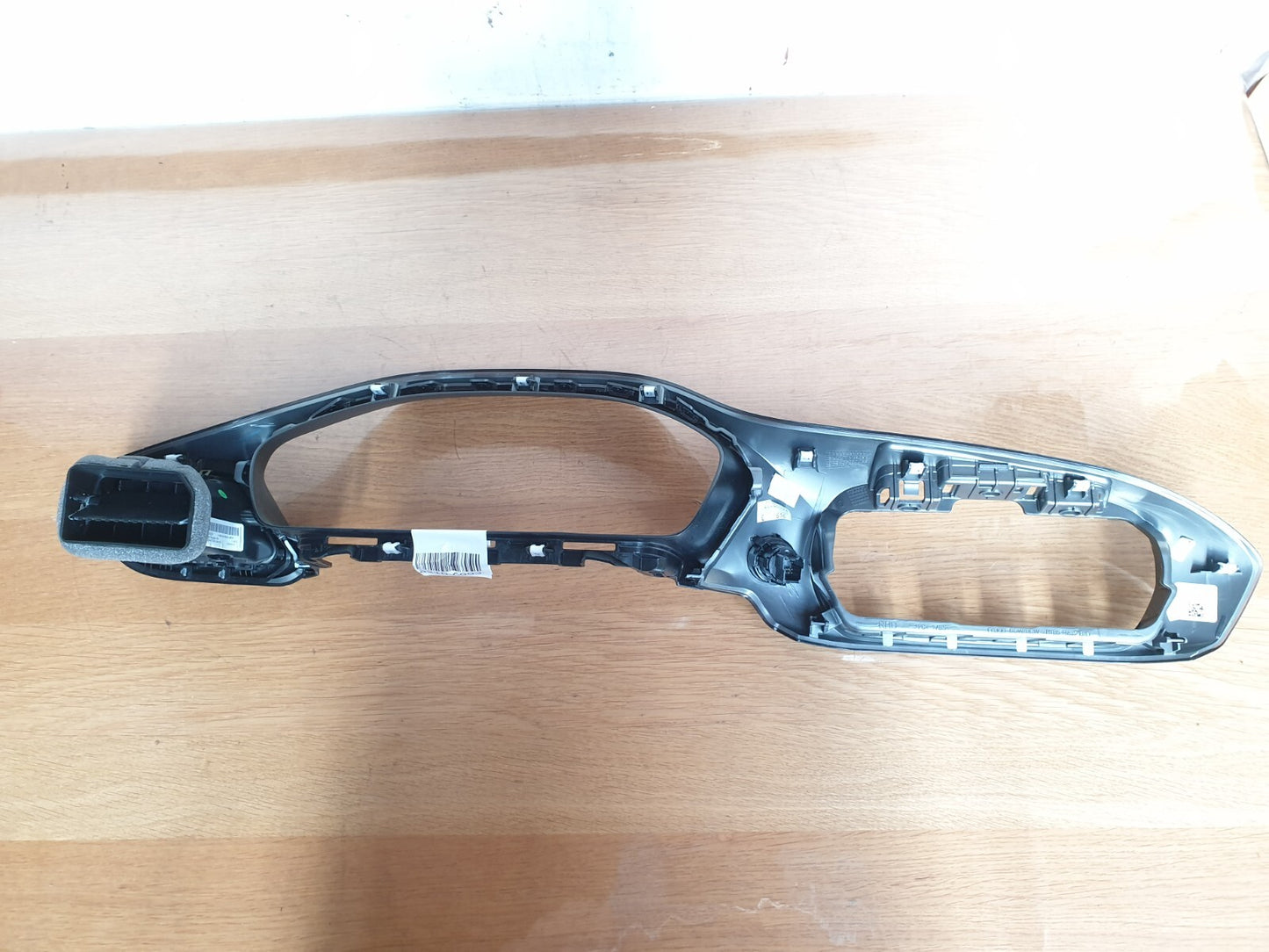 ebay-src:https://i.ebayimg.com/00/s/mtiwmfgxnjaw/z/vicaaosw8ynm2zl1/$_57.jpg