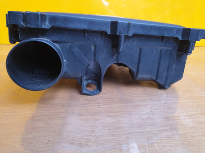 VW POLO AIR FILTER BOX ASSEMBLY 04C129601M X00 - Image 12