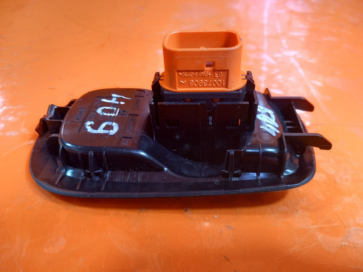 ebay-src:https://i.ebayimg.com/00/s/mtiwmfgxnjaw/z/czwaaesw1mjqvfc0/$_57.jpg