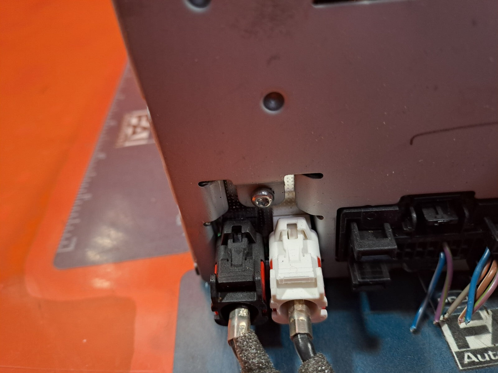 ebay-src:https://i.ebayimg.com/00/s/mtiwmfgxnjaw/z/j2uaaoswafdnkmyk/$_57.jpg