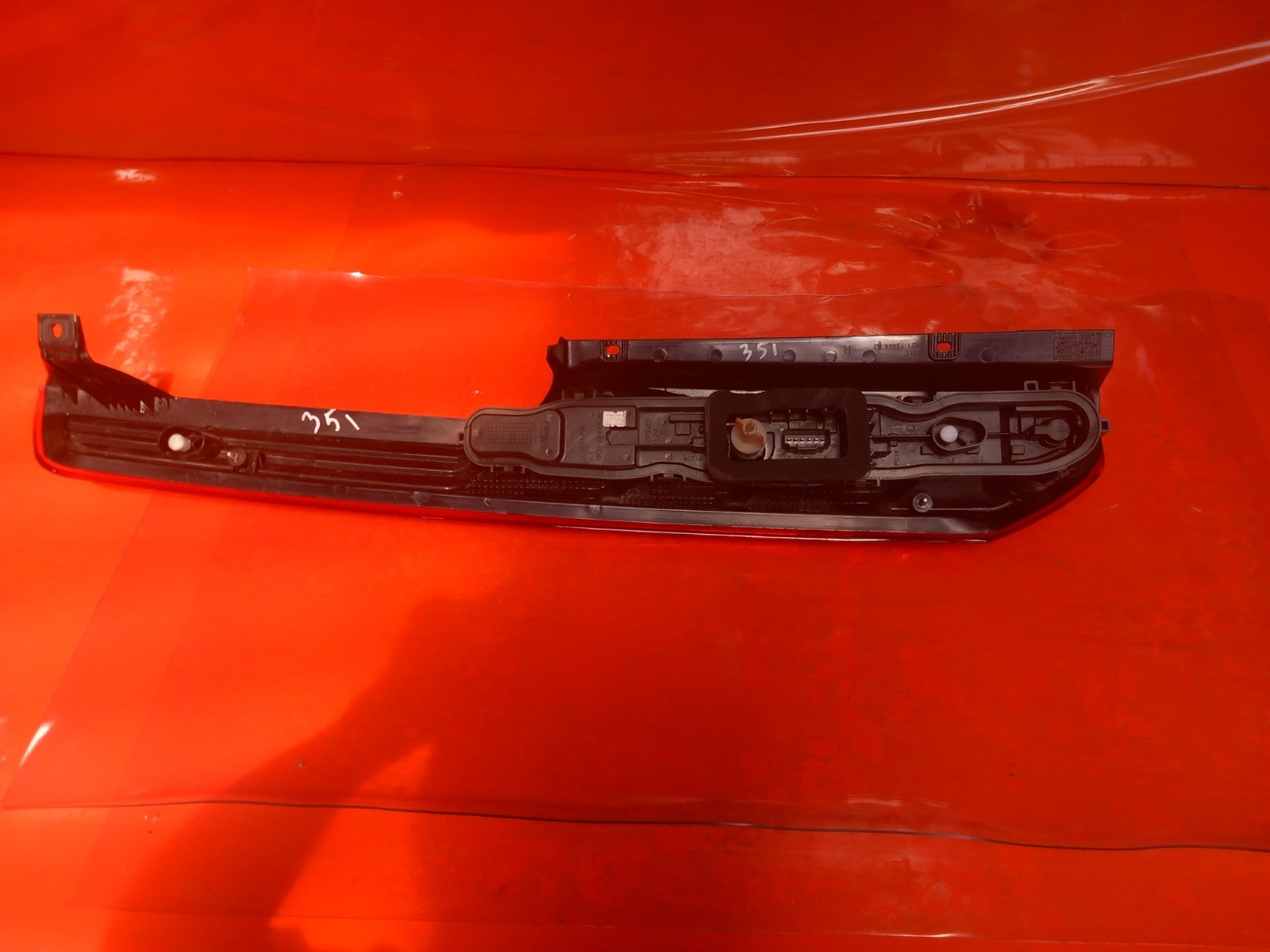 2020 Ford Transit Custom 2020 Tail Light Rear Right BK21-13404-AJ Warranty A351 - Image 4