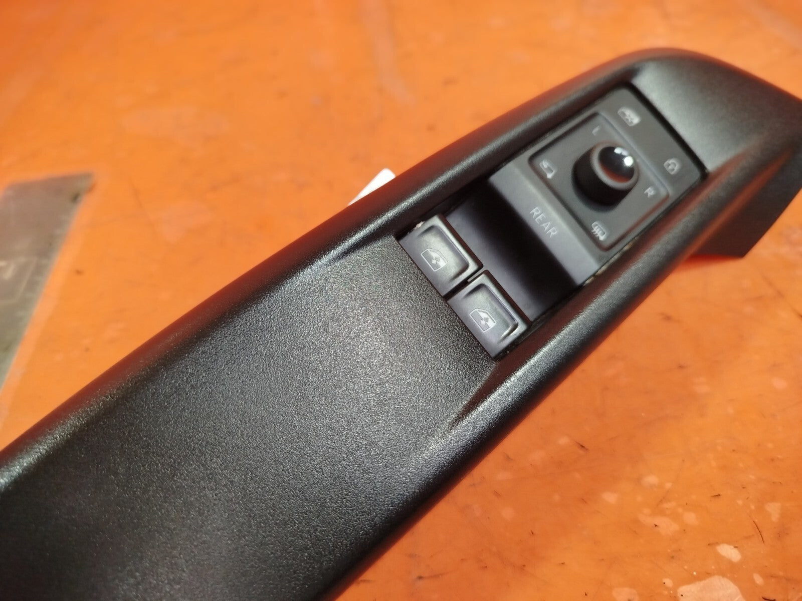 ✅CUPRA BORN V2 Ev 2023 FRONT RIGHT WINDOW SWITCH 10A959862AE Warranty A272 - Image 3