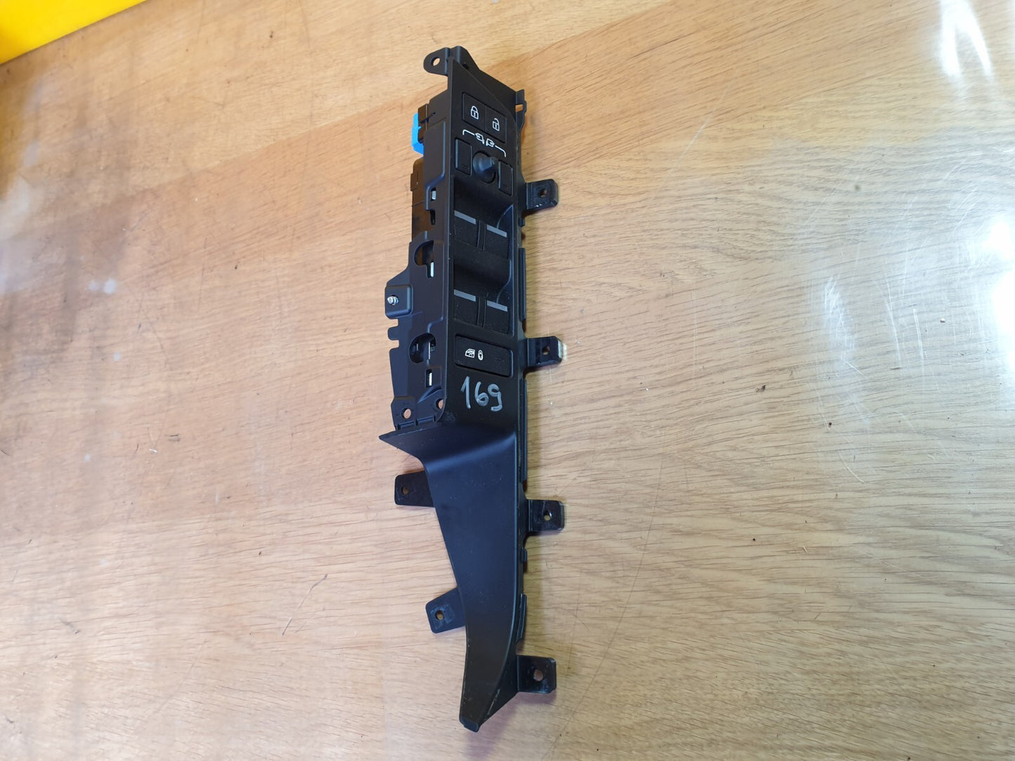 ✅2022 RANGE ROVER EVOQUE L551 FRONT RIGHT WINDOW CONTROL SWITCH MY3214540AB - Image 2