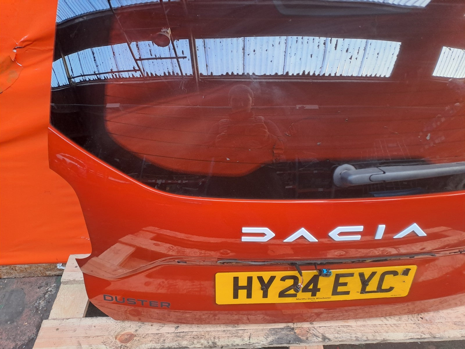 ✅Dacia Duster Journey 1.3 Petrol 2024 Tailgate Bare Orange Warranty A364 - Image 5